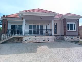 A picture of A beautiful new 4 bedrooms house for sale in kira