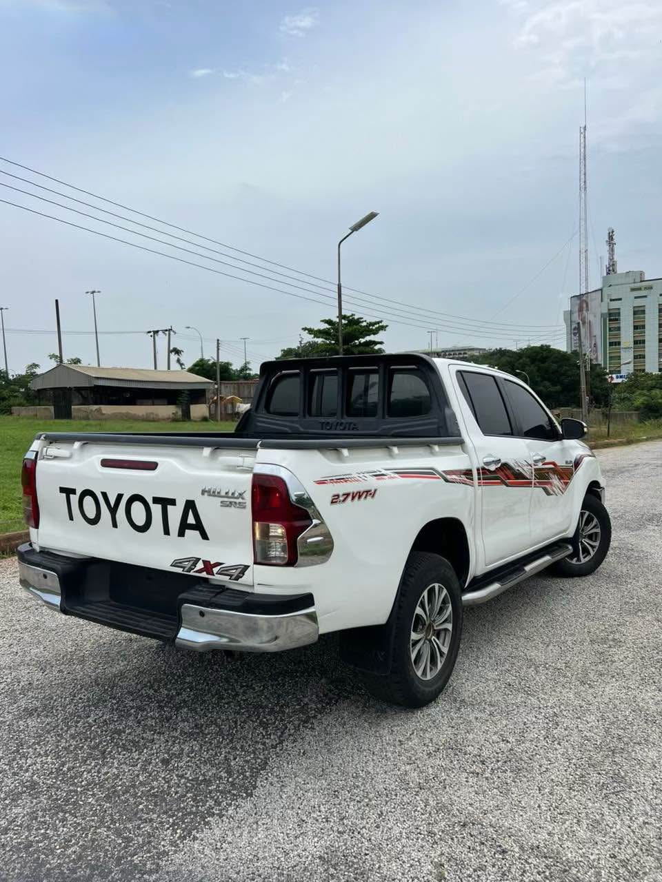 A picture of Toyota hilux