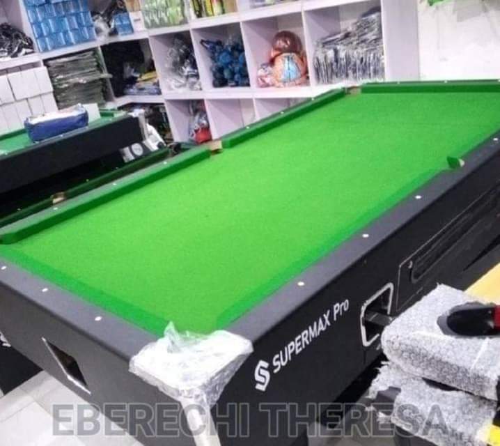 A picture of coin snooker