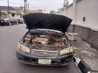 A picture of Toyota drop light