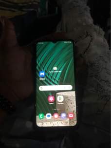 A picture of A04s Samsung galaxy
