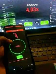 A picture of Aviator predictor app v12 V4 v6 v16 v1