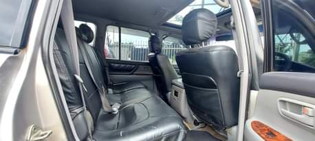 A picture of LANDCRUISER