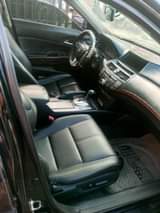 A picture of Good deal Very Clean 2010 Honda Crosstour Full option Baked