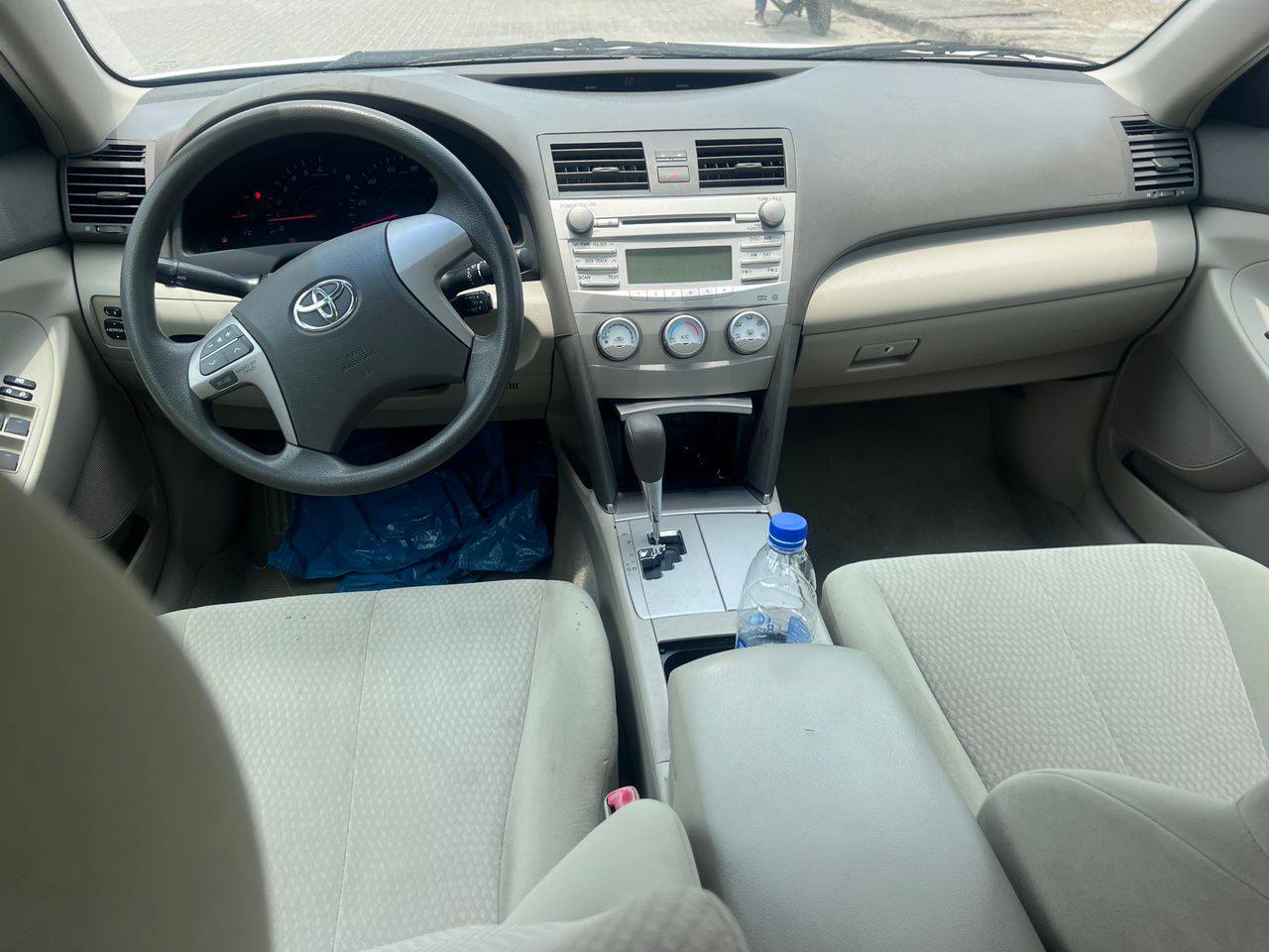 A picture of 2010 Foreign used Toyota Camry