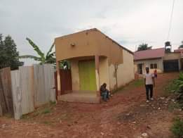 A picture of 90m 0752504694