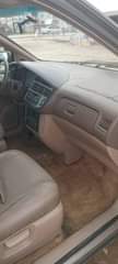 A picture of Toyota sienna 2001