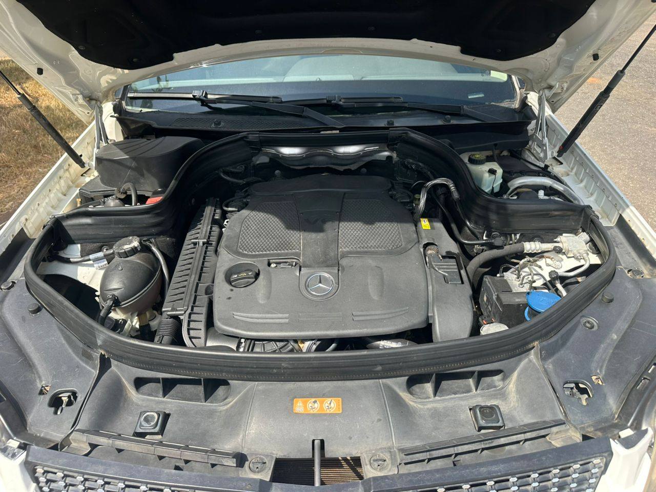 A picture of 2014 GLK350