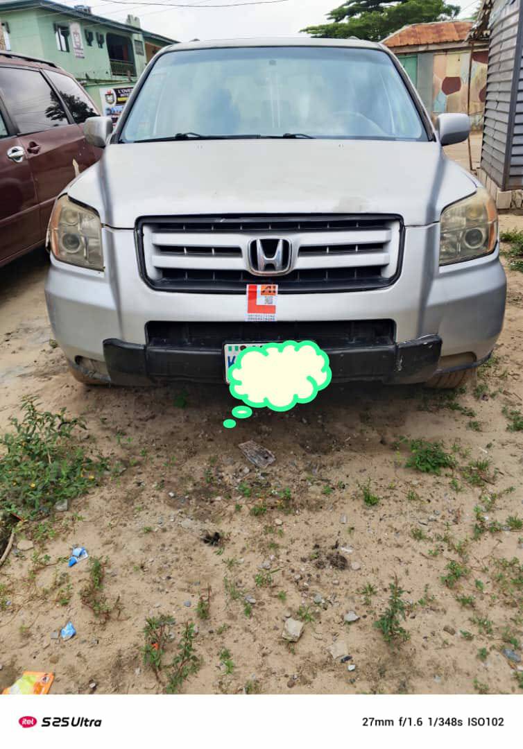 A picture of 3.6 last to owner setument 200 Owner need money Honda