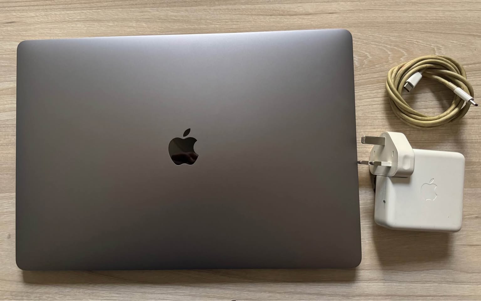 A picture of Laptop Apple MacBook Pro 2019 16GB Intel Core 19 SSD