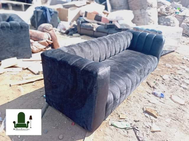 classifieds/furniture sofas