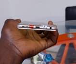 A picture of Vivo x7 to Oppo f1s
