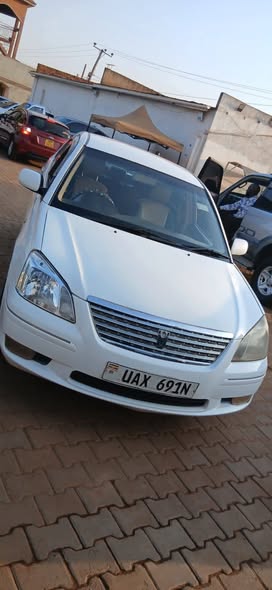 toyota premio