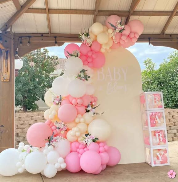 A picture of Beautiful Decorations at negotiable price