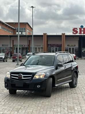 A picture of Few Months Registered 2010 Model Mercedes Benz GLK350 available Full