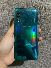 A picture of SAMSUNG A30S