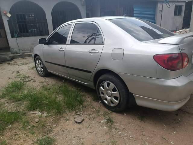A picture of 07 Corolla Body needs attention every other tin works fine