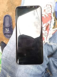 A picture of Samsung S8 slightly cracked with 50k topup Wat can I
