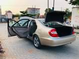 A picture of TOYOTA CAMRY LE