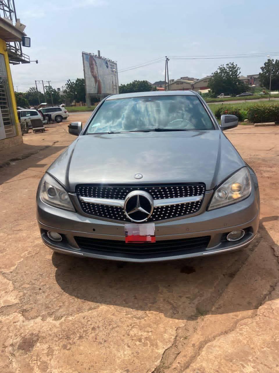 A picture of 2009 Mercedes Benz c class