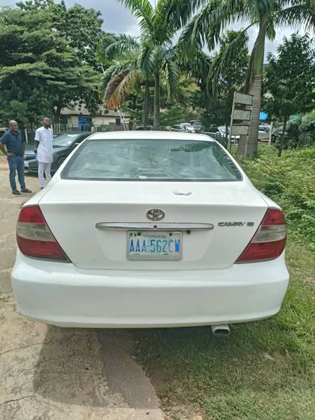 A picture of 08158875467 Toyota Camry 2004