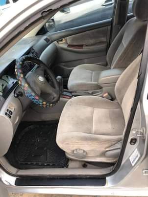 A picture of Toyota Corolla 2004