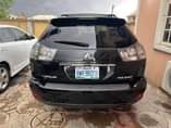 A picture of RX 330 lexus