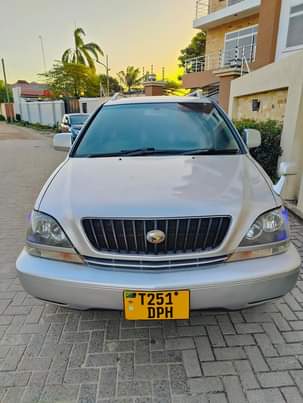 toyota harrier