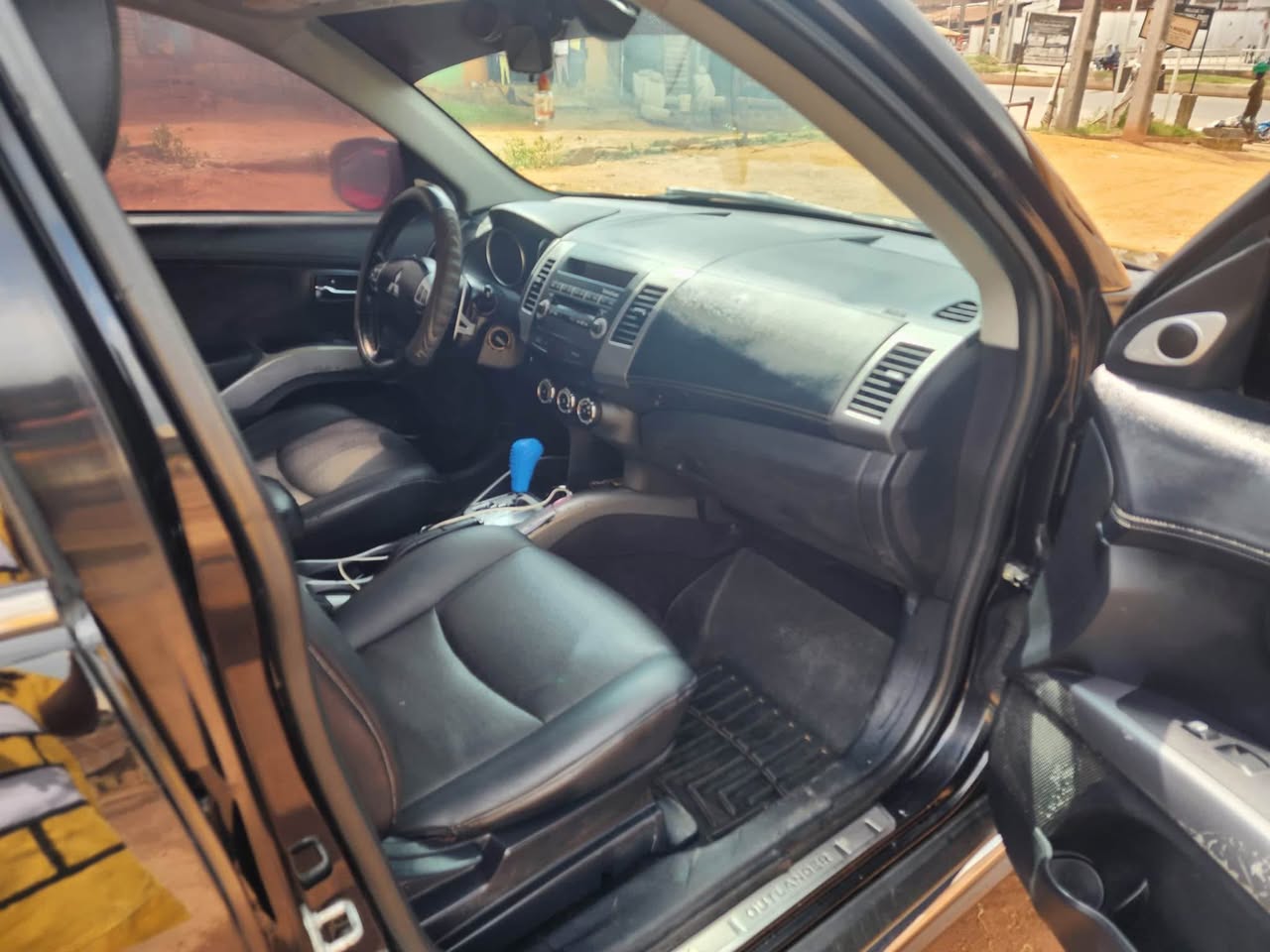 A picture of Benz GLK 2011 model for sale