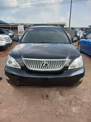 A picture of Awoof dealer deal owner needs money Clean registered Lexus Rx330
