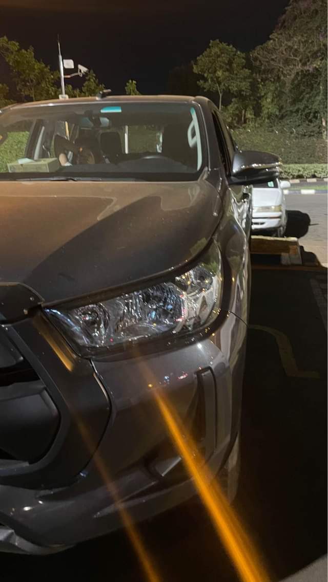 used toyota hilux
