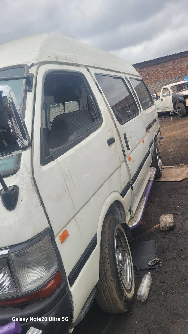 used toyota hiace