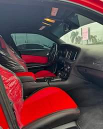 A picture of Henry Cars Foreign used 2019 Dodge Charger SRT Hellcat Widebody