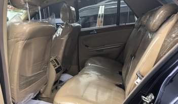 A picture of Mercedes Benz ML350