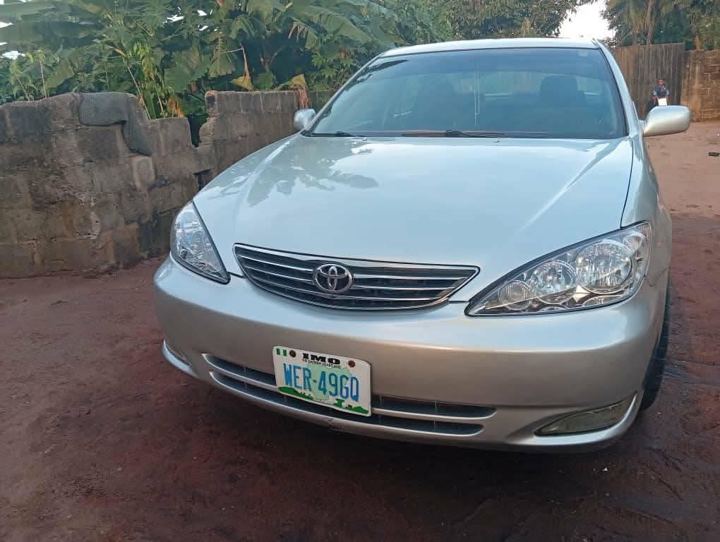 A picture of 2006 Toyota Camry v4 engine