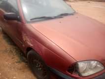 A picture of Toyota Avensis 2001