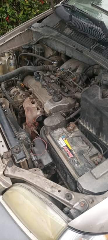 A picture of Oyaooo Dealers market 2002 Toyota sienna Engine AC chilling Gear