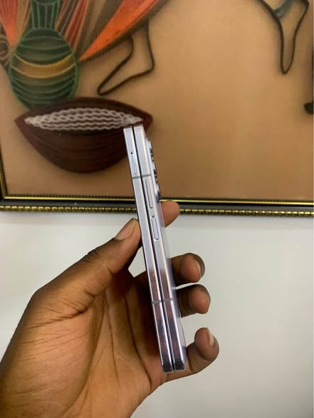 A picture of Samsung Fold 5 512GB