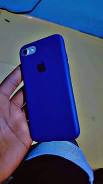 A picture of Iphone7plain