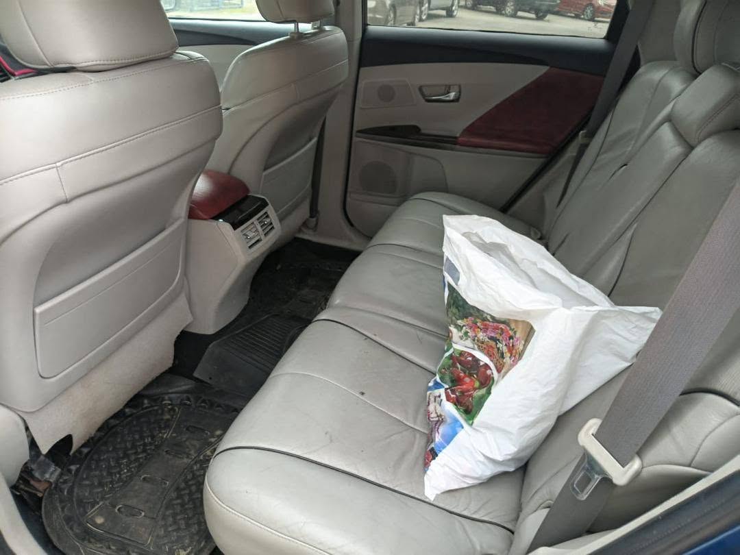A picture of RELOCATION DEAL TOYOTA VENZA 2010 MODEL PURE FIRST BODY PAN