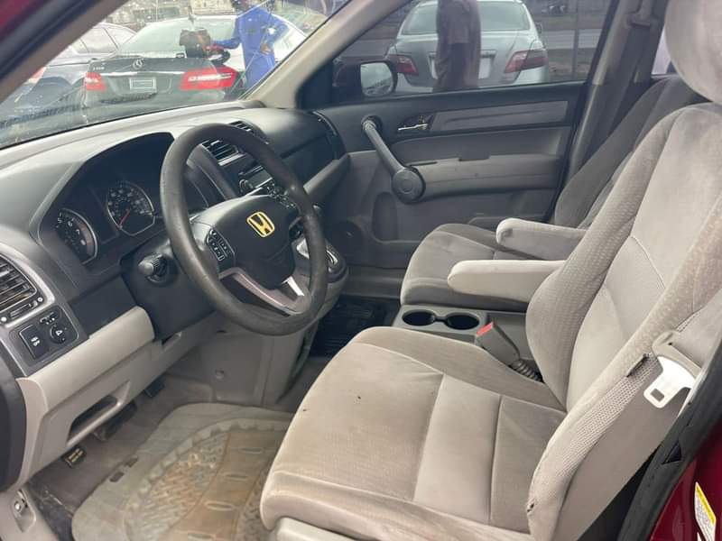 A picture of Slightly used Unregistered 2008 Honda CRV 4.8m net price Abuja