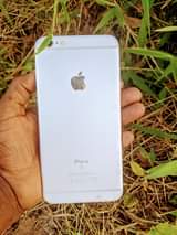 A picture of Iphone 6s plus imenyooka kipengel homebatan gb64 bh100