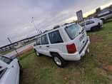 A picture of SPECIAL SPECIAL FOR XMASS Jeep strictly 6 fresh engine start