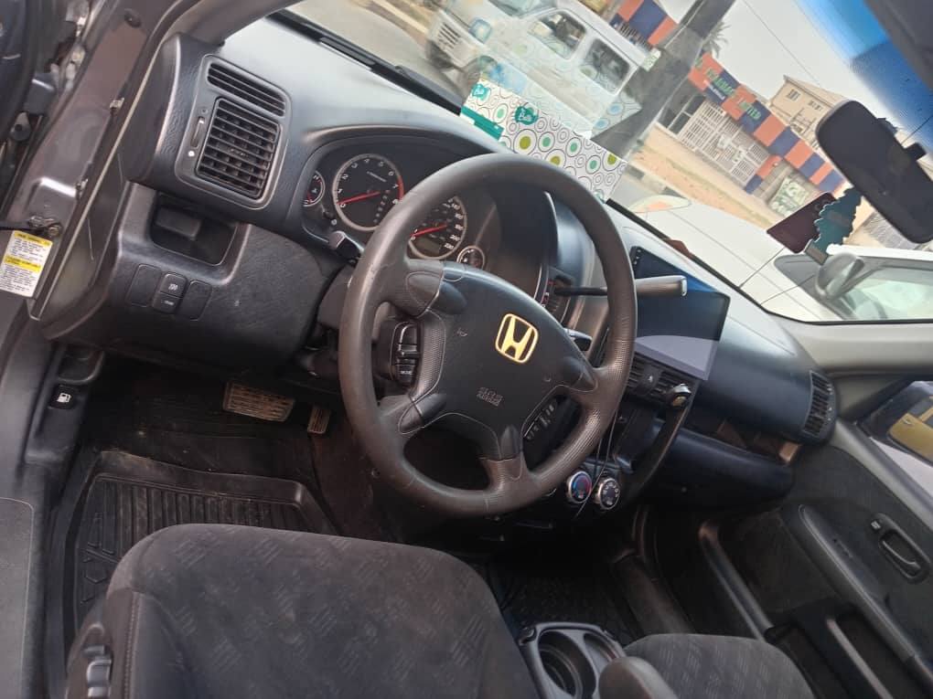 A picture of REGISTERED HONDA CRV 2005