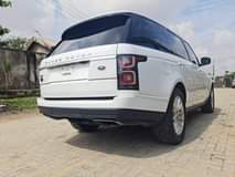 A picture of 2018 Landrove Vogue Limited