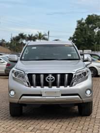A picture of 2016 TOYOTA LANDCRUISER PRADO