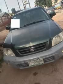 A picture of Honda crv 2001 model