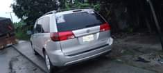 A picture of Toyota sienna