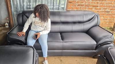 classifieds/furniture sofas