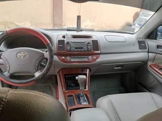 A picture of FIRST OWNER TOYOTA CAMRY 06 FULL OPTION XLE DIRECTLY FROM